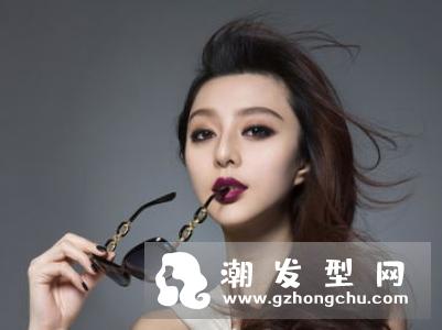 初中男生锅盖头发型 呆萌洋气释放青春魅力