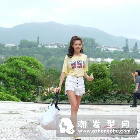 胖圆脸女生卷发怎么打理好看 学学周秀娜卷发造型有多种玩法