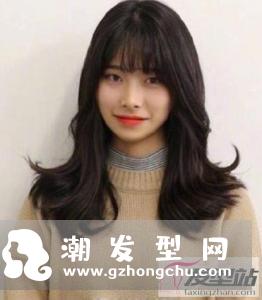 外翻卷发怎么卷 优美灵动修颜必备