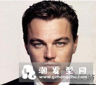 m型发际线的男生发型 学M型发际线男星这样选发型就对了