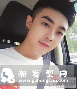阳光帅气的男生发型 秒变时尚小哥哥颜值飙升