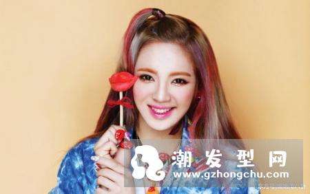韩版潮流女生卷发 “烫3/4”最慵懒迷人
