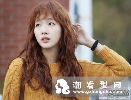 复古卷、嬉皮卷、管他什么卷！看完这些女明星相约姐妹们一起卷出你的味！