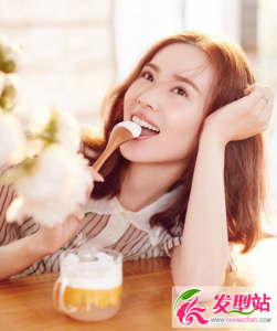 秋季护发重点分析 夏日发质损害赶快补回来！
