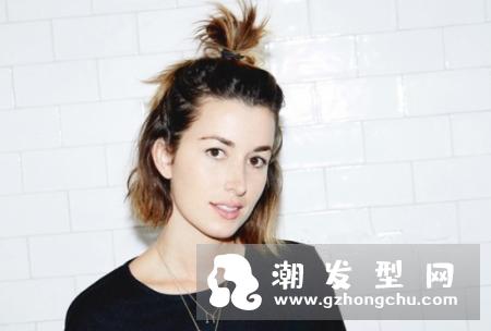 无刘海半丸子头怎么扎 适合长发吗