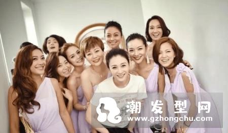 超漂亮姐妹伴娘发型 简约优雅很适合出席婚礼