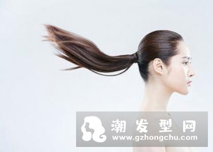 短发怎么烫年轻好看 睡不醒风空气卷好个性