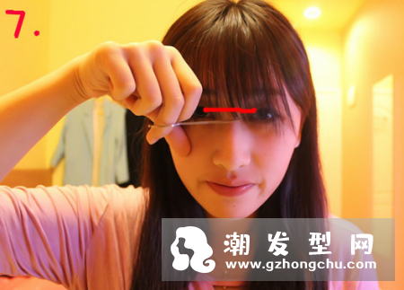 空气刘海往上翘怎么办 自己怎么剪