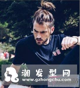 男士丸子头分几种发型 这几种扎法实在太帅了