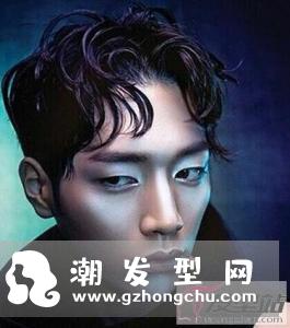 男生湿发造型怎么弄 随性洒脱诱惑满满