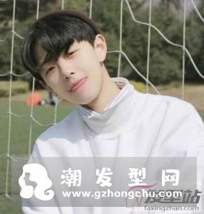 不染不烫男生自然发型 清新简约打造阳光潮男