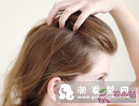 用什么洗发水可以让头发变蓬松 这些方法让你头发蓬松有型