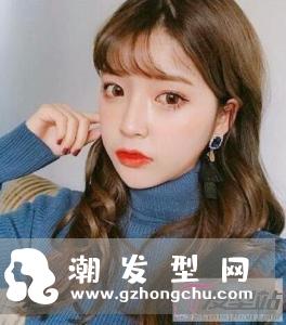 大卷发型图片中长发 散发优雅妩媚女人味