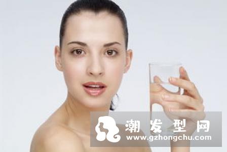 脸过敏可以用牛奶洗脸吗 哪些人容易过敏