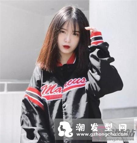 斩男“锁骨发”正流行 甜美撩人超级chic