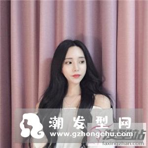 烫黑色卷发会显老吗 减龄又优雅散发女人味