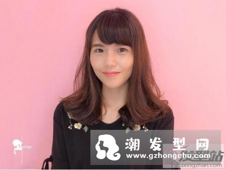 发尾纹理烫女生最爱款 就要这种电棒卷度！