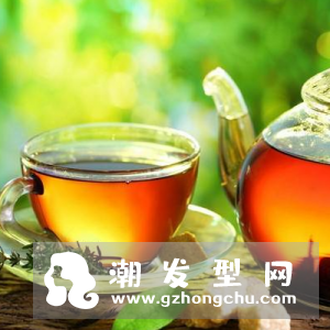 茶水洗头发的正确方法 可以和洗发水一起用吗