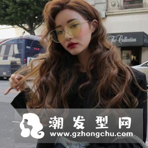 曹云金最新发型叫什么 泡面卷发型图片