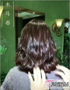 什么是木马卷发型 今年最流行烫发之一你跟上没