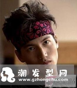男生菠萝头发型 扎小辫的男生超帅