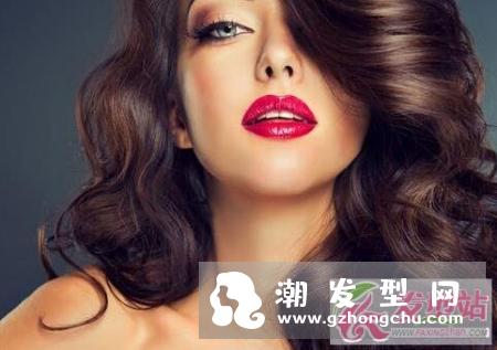 烫发后用什么牌子的洗发水好 烫发后保养方法大全