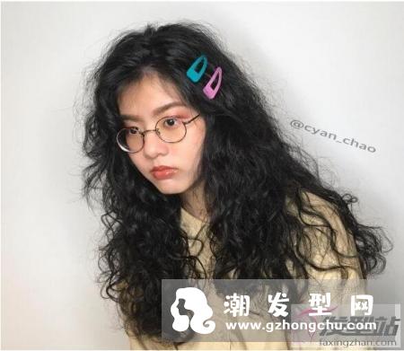 韩国爆红泰迪卷萌翻天 还在留大波浪卷就落伍啦