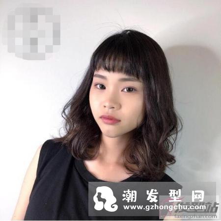 发尾纹理烫女生最爱款 就要这种电棒卷度！