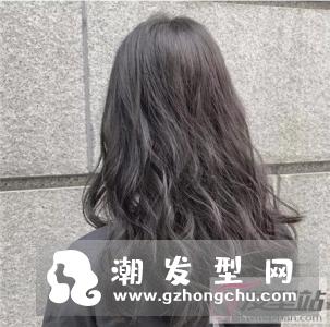 黑头发适合什么卷 最显年轻的卷发设计