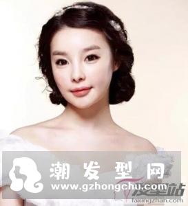 适合圆脸的新娘发型 这些发型超修颜全场最美