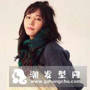 戴眼镜留什么刘海好看 裴秀智同款刘海
