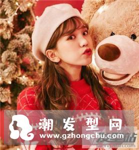 冬天好打理的中长发 修颜唯美为寒冬送暖意