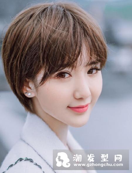 毛晓彤短发发型叫什么 怎么剪