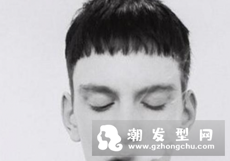 发型看男生性格 长发背头中分不一样