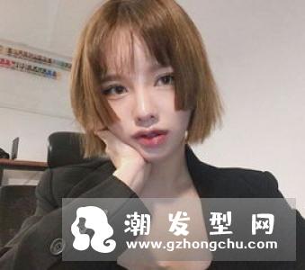 男生八字刘海短发 洋气修颜个性十足