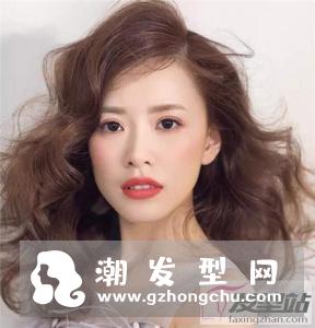韩式婚纱照新娘发型 凌乱感造型尽显浪漫