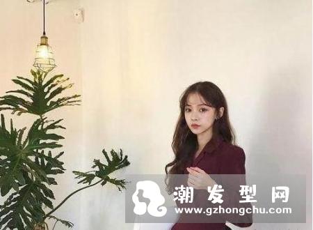 慵懒中长发型有哪些 韩式慵懒微卷发图片