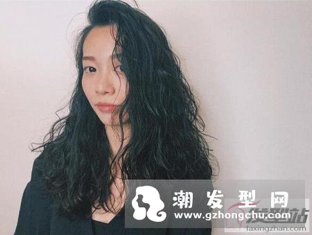 复古嬉皮卷强势侵袭中 只要这样卷绝对有型！