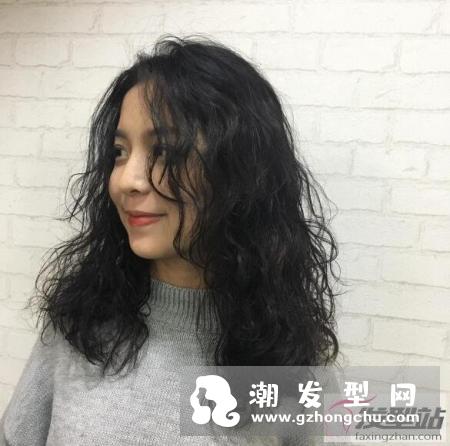 复古嬉皮卷强势侵袭中 只要这样卷绝对有型！