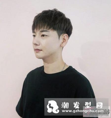 适合秋季男士发型推荐 完美解决脸长、脸小问题