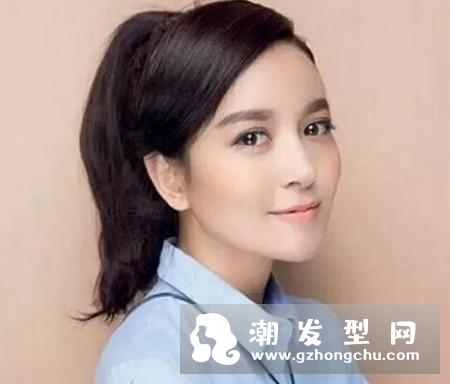 脸大的女生适合什么发型图片 短发长发都是可以的