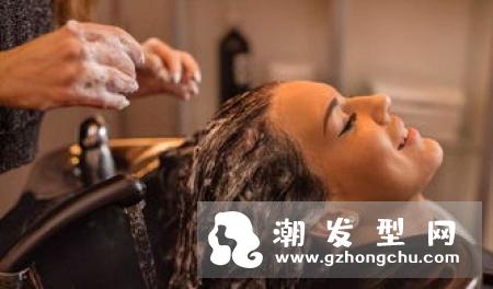 男生可以天天洗头吗 夏季洗头可以用冷水吗