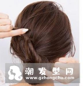 适合学生妹的时尚扎发 修颜减龄懒人扎出简单漂亮头发