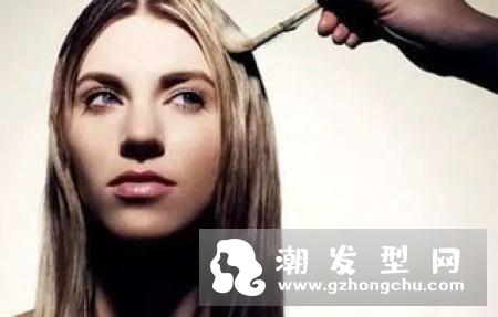 染发后多久洗头头发不掉色 多久可以再染
