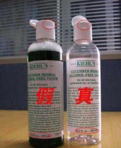 科颜氏小黄瓜水和金盏花水区别 哪个好用