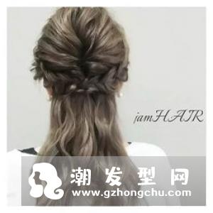 头发厚又蓬适合啥发型？首选时尚扎发让你轻松美上天
