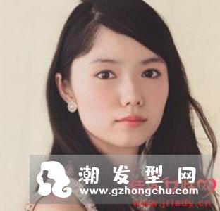 黑色长发发型图片 披肩长发是御姐首选