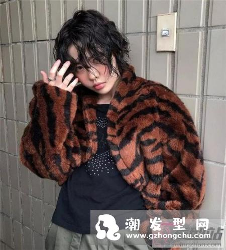 短发控女生首选发型 2020年最火短烫发