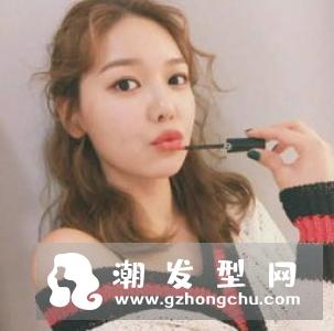 脸上肉多适合什么刘海好看 适合短发吗