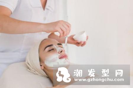 蒸脸器用完需要洗脸吗 好处有哪些
